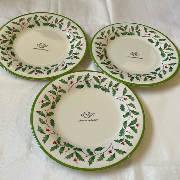 NWT LENOX Holiday 3 pc set Melamine Accent Plates 8” - Picture 1 of 11